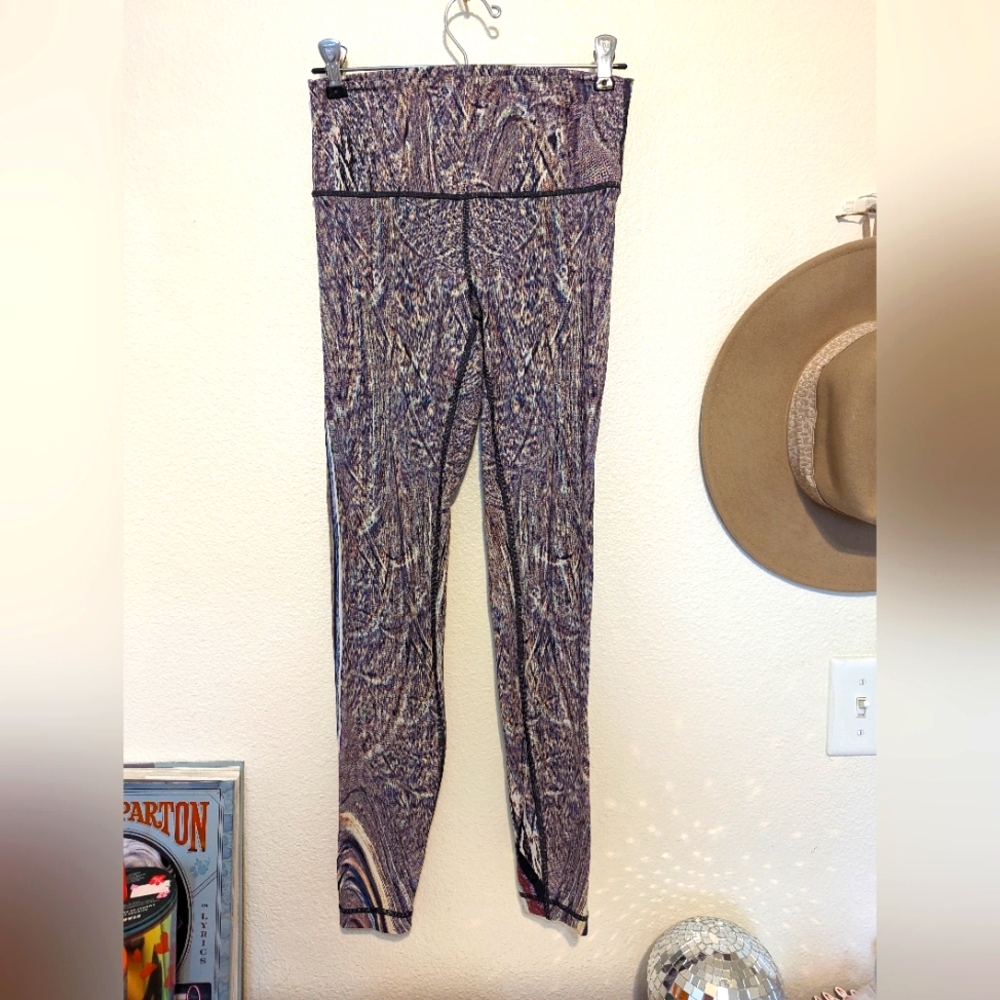 Lululemon wunder under leggings size 6